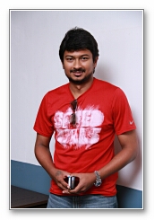 BEHINDWOODS ORU KAL ORU KANNADI CONTEST - IMAGES